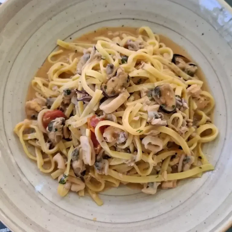 Pranzo con piadine, pokè piatti unici di carne e di pesce pranzo con piadine, pokè, piatti unici anche da asporto per casa, lavoro o sotto l'ombrellone